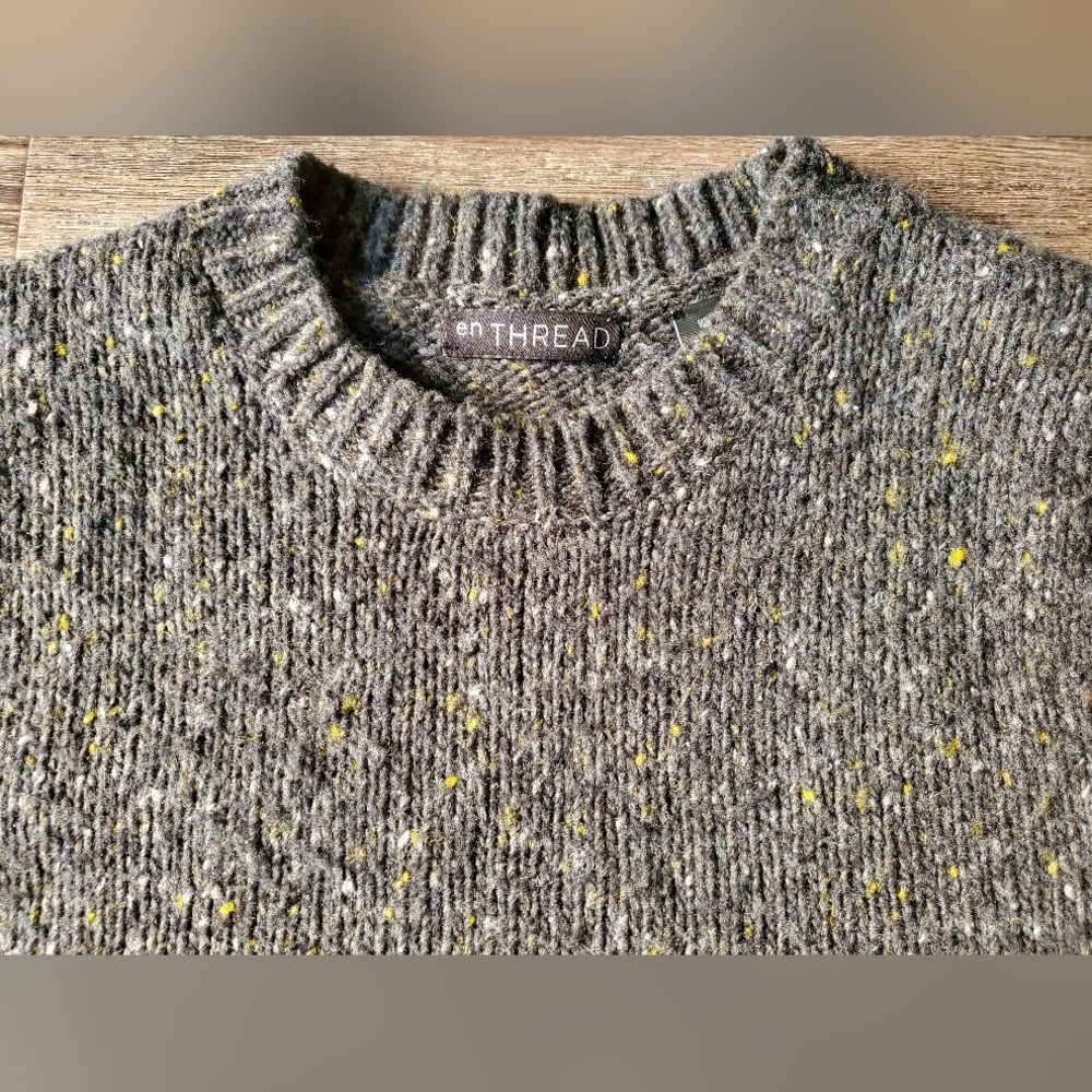 En Thread Speckled Sweater